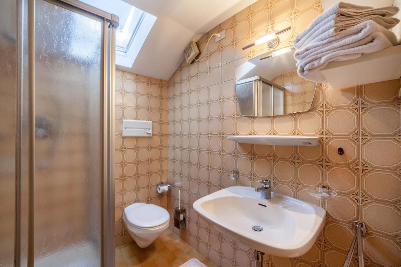 Rieglhof Apartment Hennennest Caprone Екстер'єр фото