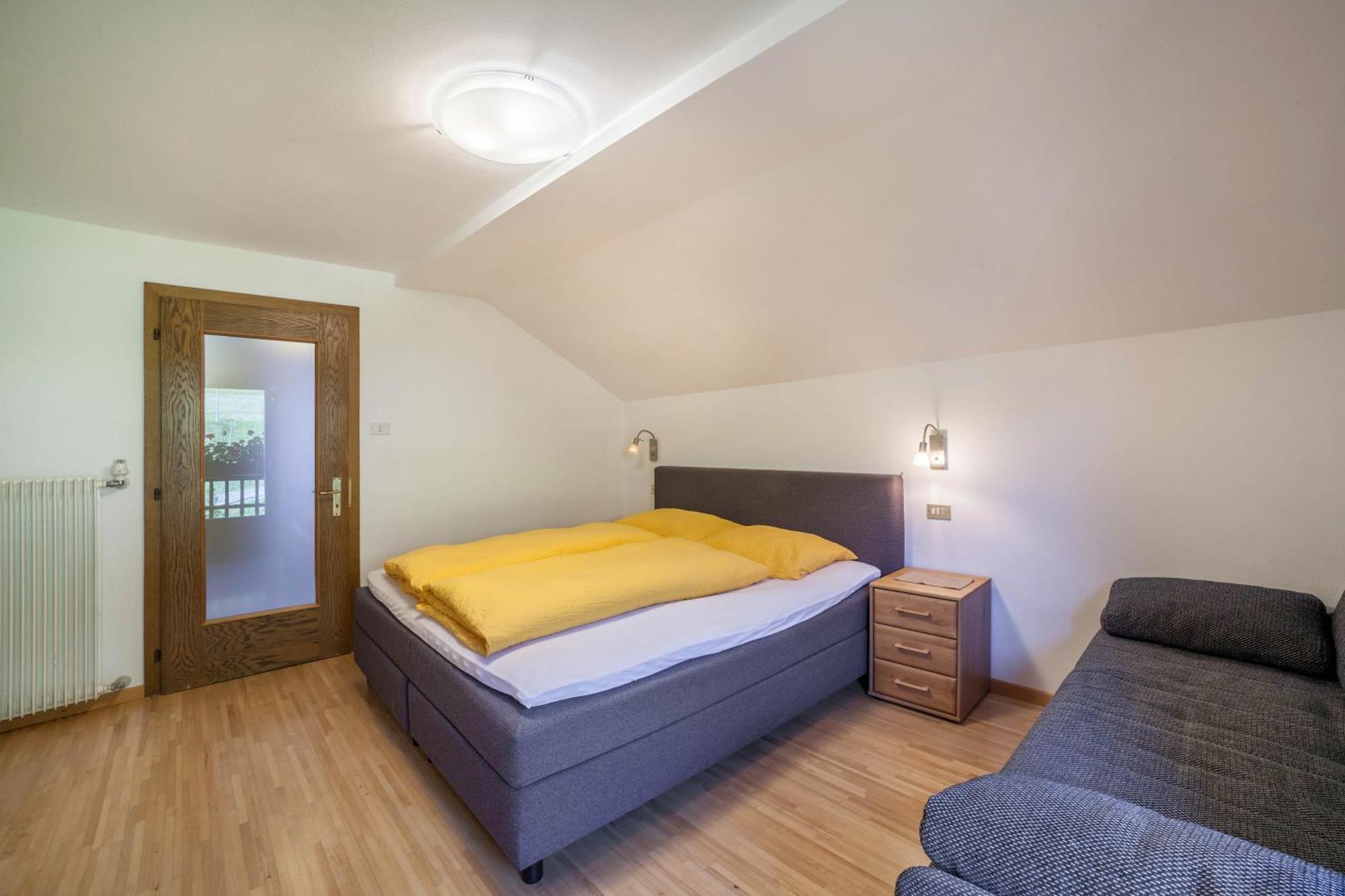 Rieglhof Apartment Hennennest Caprone Екстер'єр фото